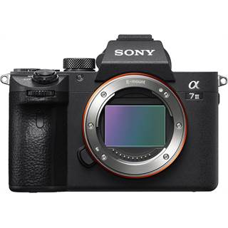 Photo Sony Alpha 7 III – Hybride Plein Format 24,2 MP - 1 399,00 EUR