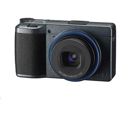 Ricoh GR IIIx Urban Edition – Boîtier gris métal avec bague bleu marine