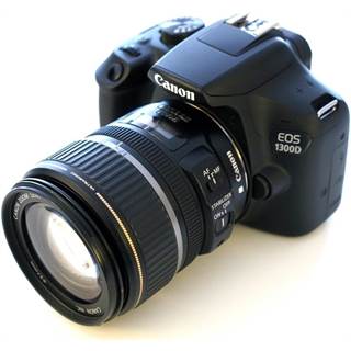 Canon EOS 1300D Reflex + Objectif EF-S 18-55mm III - Pack Complet